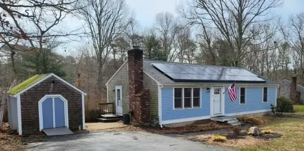 113 Scituate Rd, Mashpee, MA 02649