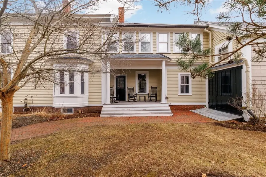 14 Maple Street, Sturbridge, MA 01566 - #2