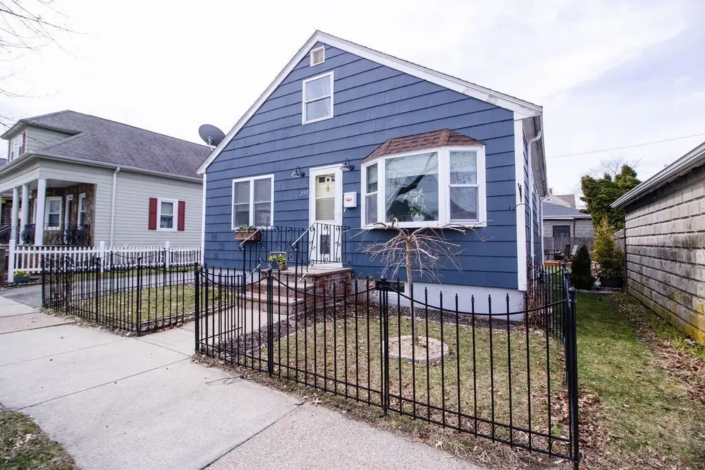 239 Conduit St, New Bedford, MA 02745 - #1