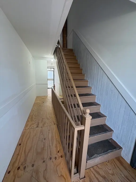 632 S East, Holyoke, MA 01040 - #1