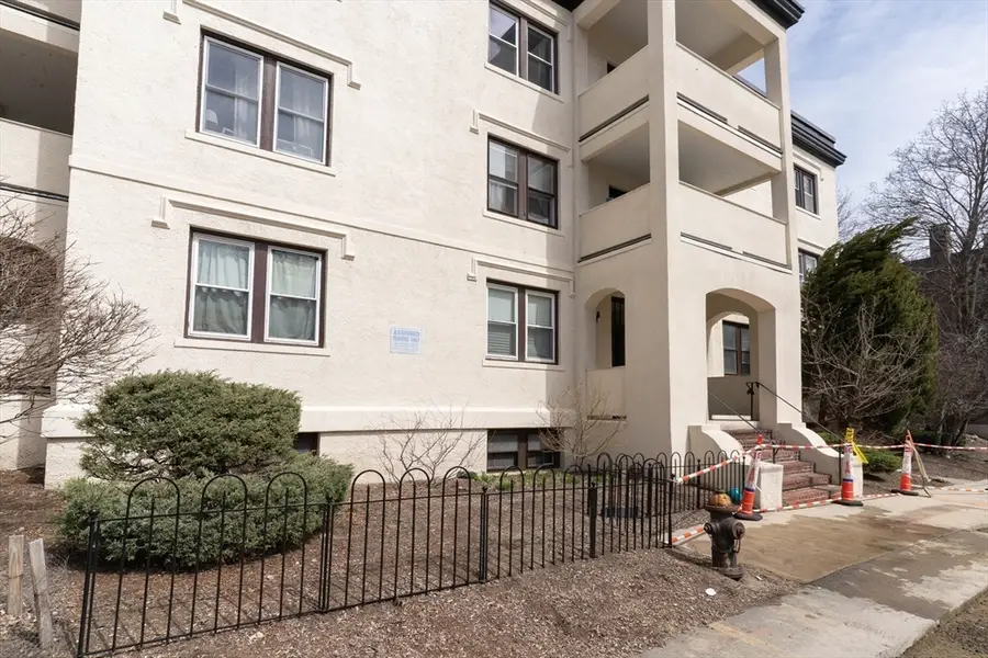 17 Radcliffe Rd #10, Boston, MA 02134 - #3