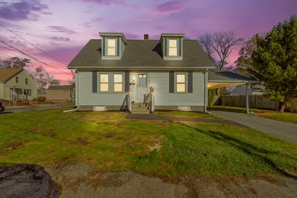 42 Porter St, Taunton, MA 02780