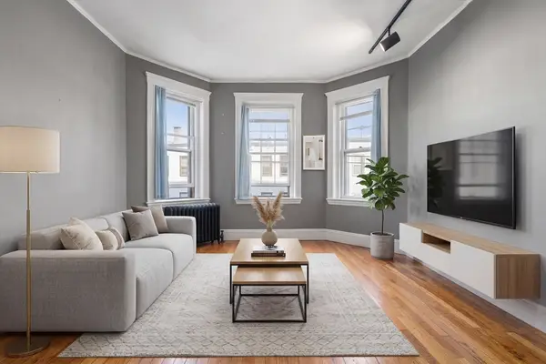 1572 Commonwealth Ave #8, Boston, MA 02135