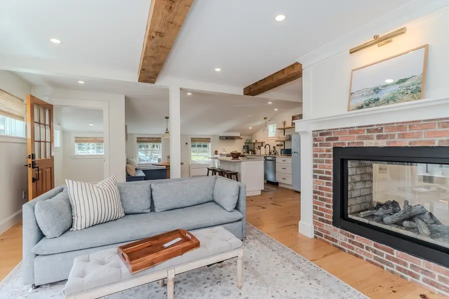 14 Sugarloaf St, South Deerfield, MA 01373 - #3