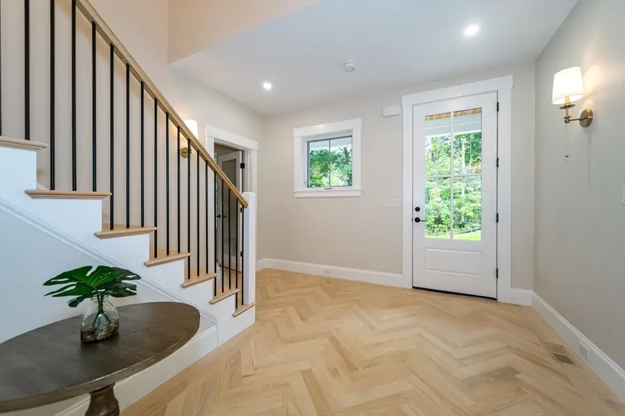 14 Drury Ln, Natick, MA 01760 - #3