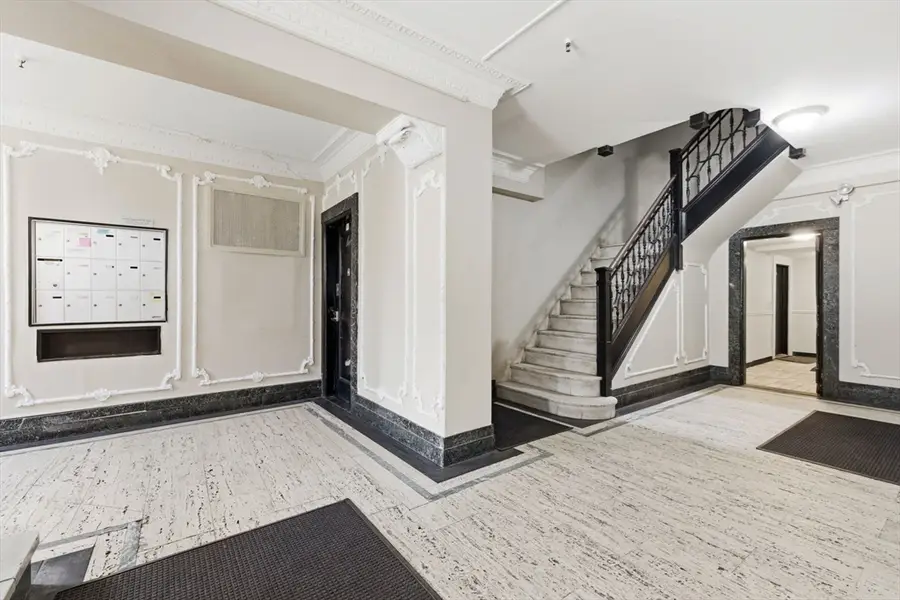 10 Jamaicaway #28, Boston, MA 02130 - #2