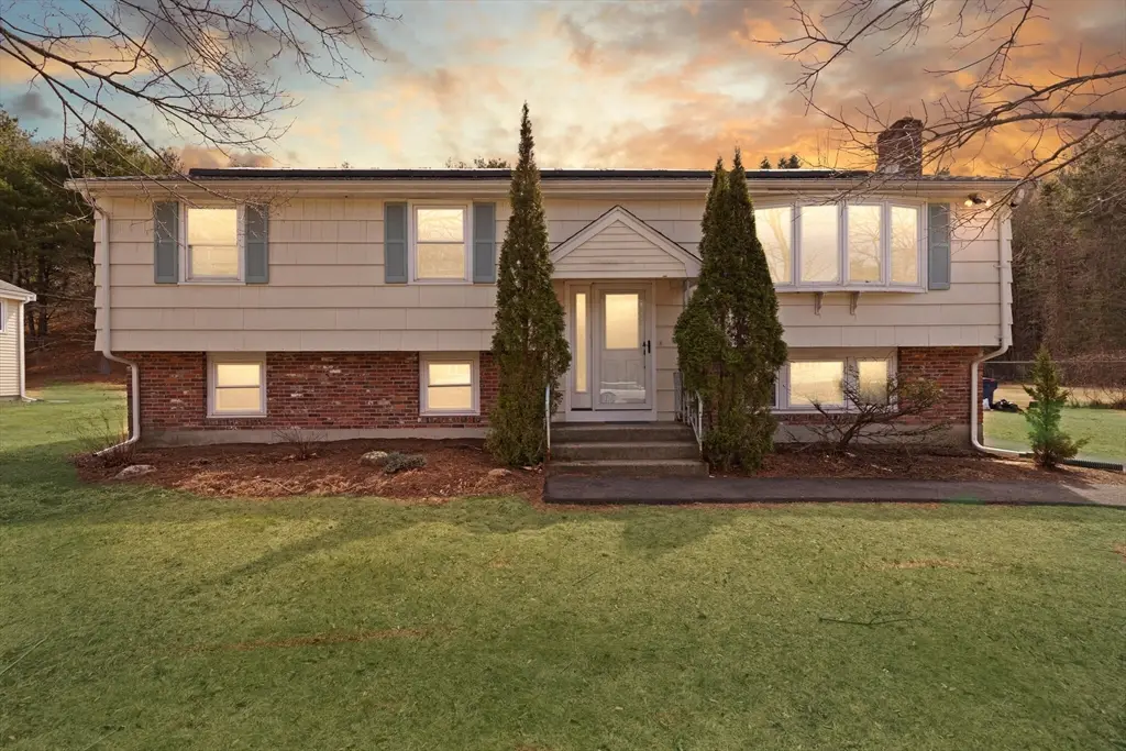 26 Sandy Ridge Cir, Sharon, MA 02067 - #1