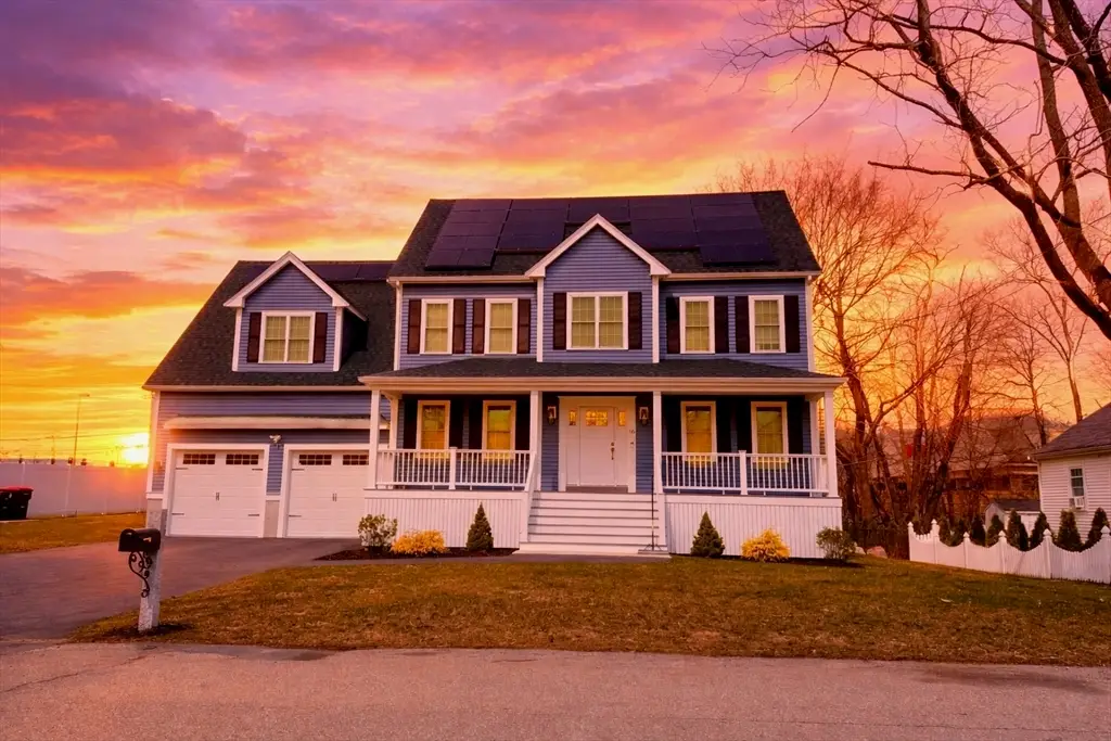 16 Palmer St, Brockton, MA 02301 - #1