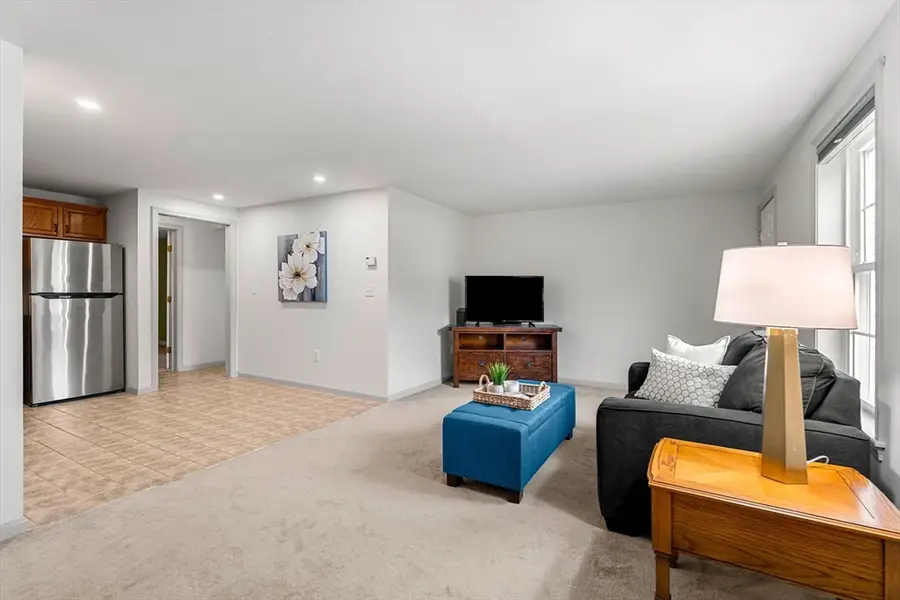 159 Berrington Rd #159, Leominster, MA 01453 - #3