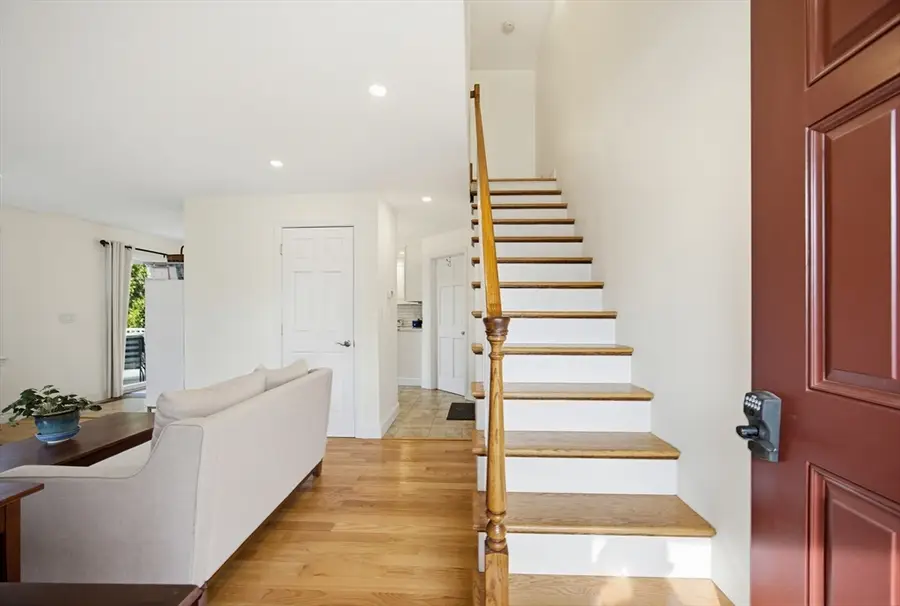 5 Viking St #A, Gloucester, MA 01930 - #2