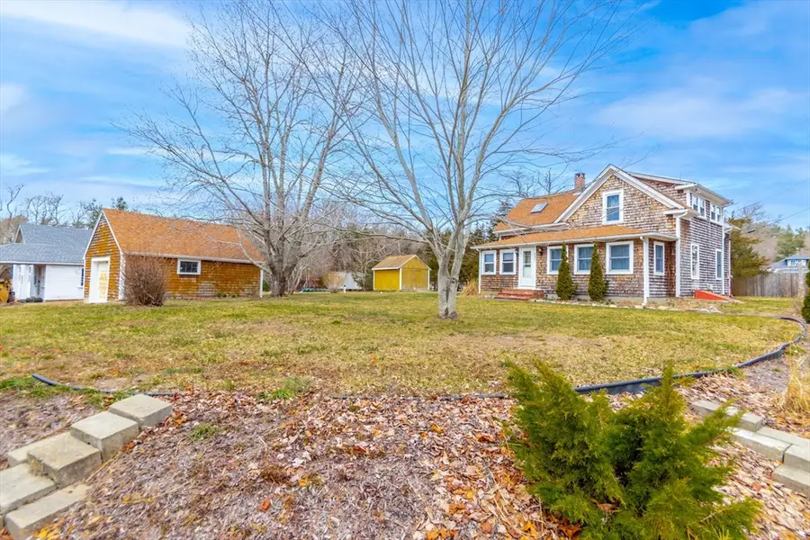 137 Fearing Hill Rd, Wareham, MA 02576 - #2