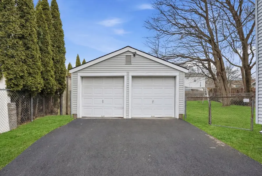 128 Cleveland St, Woonsocket, RI 02895 - #2