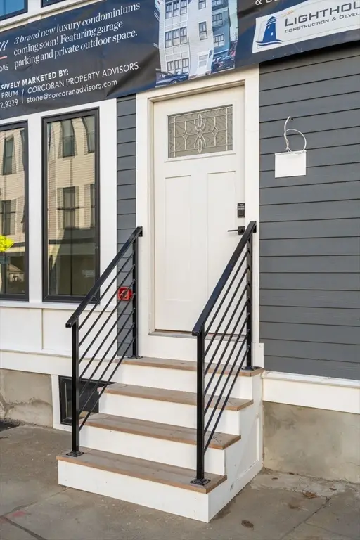 34 Vinton Street #FL3, Boston, MA 02127 - #3