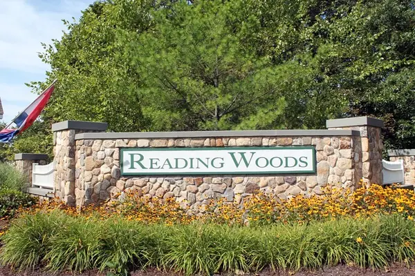 7 Augustus Ct #1013, Reading, MA 01867