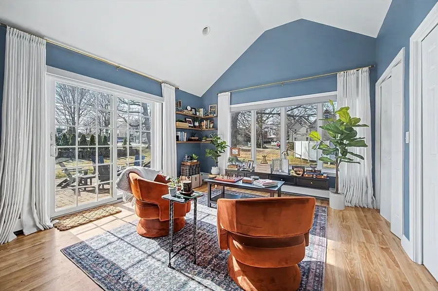 49 Hayden Rowe St, Hopkinton, MA 01748 - #2