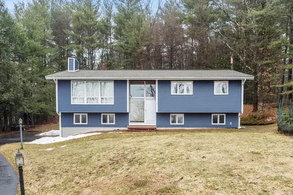 221 Whitcomb Avenue, Littleton, MA 01460