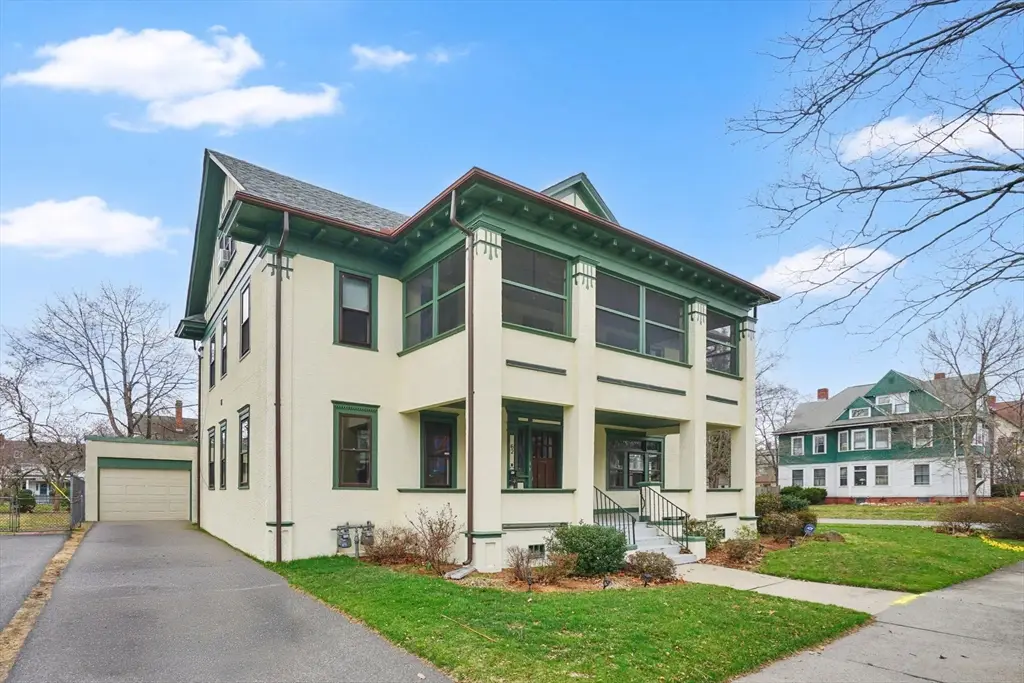 62 Firglade Ave, Springfield, MA 01108 - #1