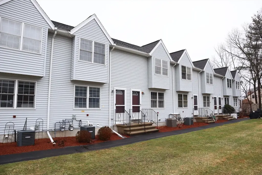 5 Kennedy Dr #3, North Chelmsford, MA 01863 - #1