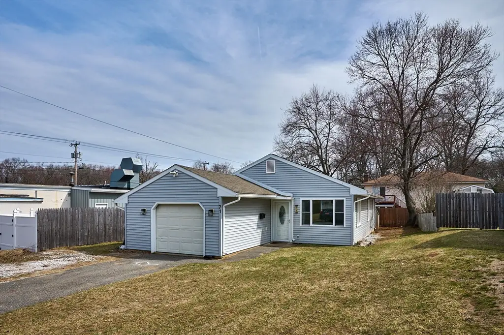 71 Ann St, Chicopee, MA 01020 - #1