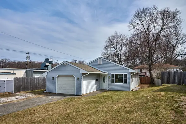 71 Ann St, Chicopee, MA 01020