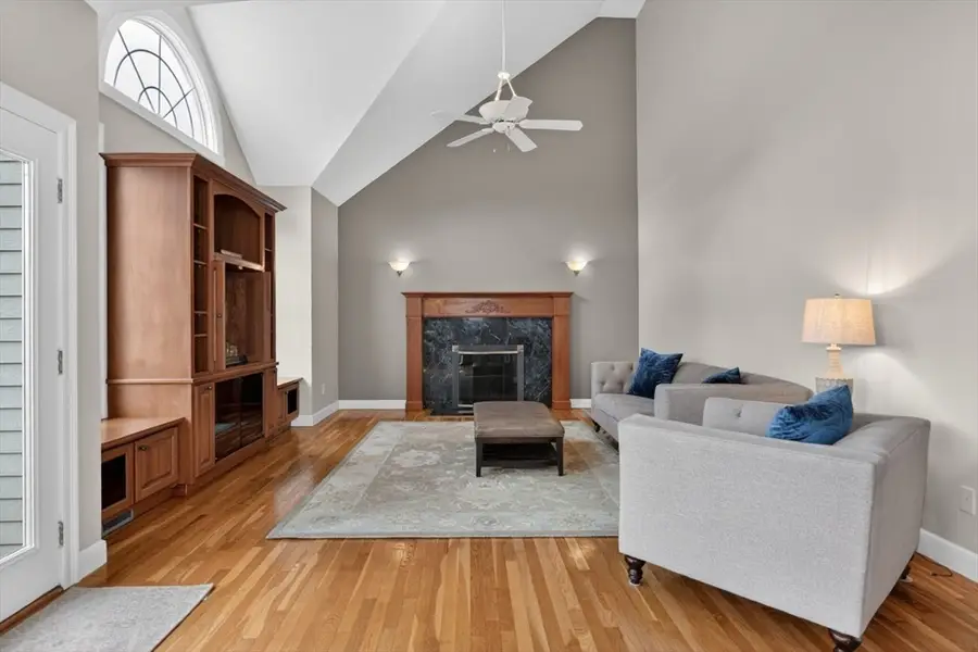 390 Hudson St, Northborough, MA 01532 - #3