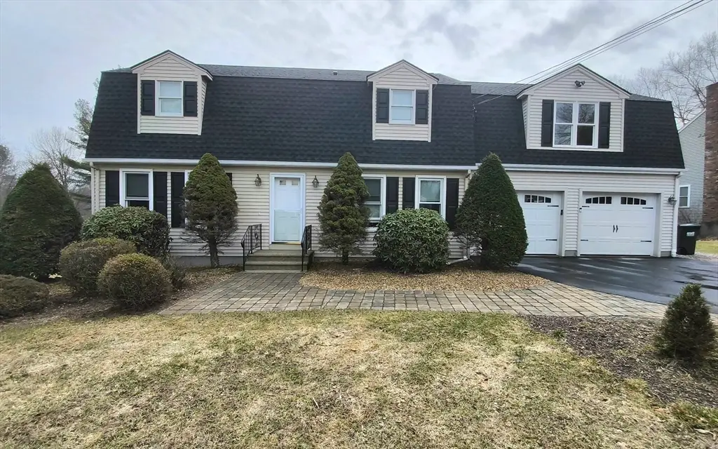 154 Dudley Oxford Rd, Dudley, MA 01571 - #1