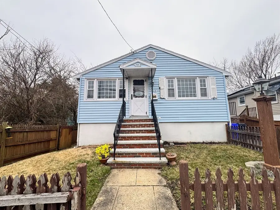 89 Cleveland St, Malden, MA 02148 - #3