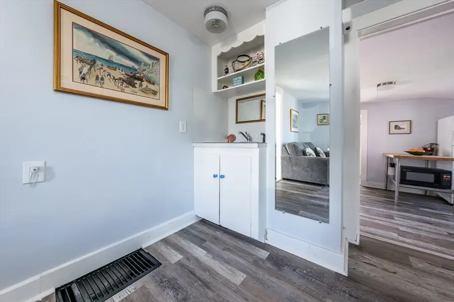 62 Pine Avenue, Hyannis, MA 02601 - #3