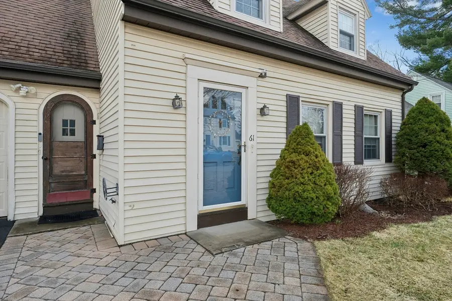 61 Sumner St, Auburn, MA 01501 - #3