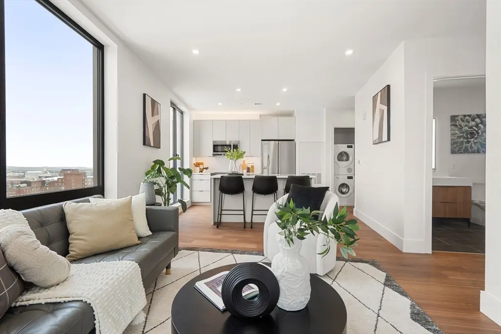 1515 Commonwealth Ave #702, Boston, MA 02135 - #1