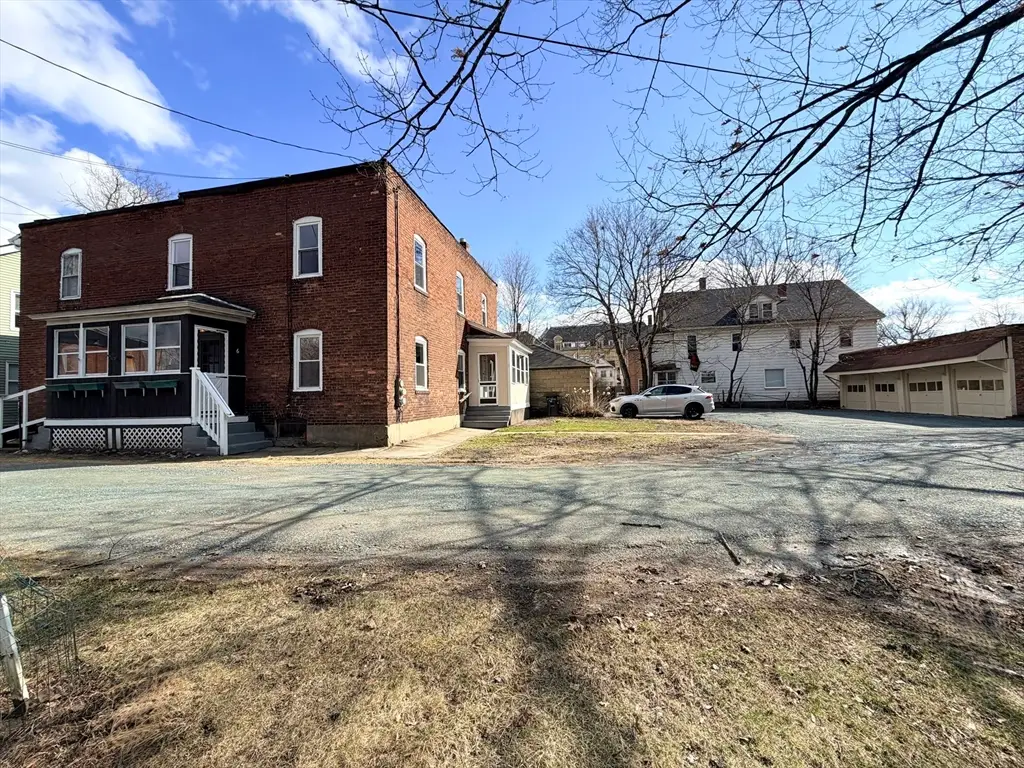 5-6 Monteleone Pl, Pittsfield, MA 01201 - #1