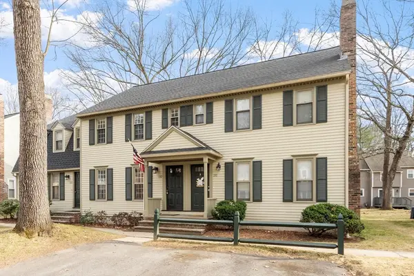 132 Wellman Avenue #132, Chelmsford, MA 01863