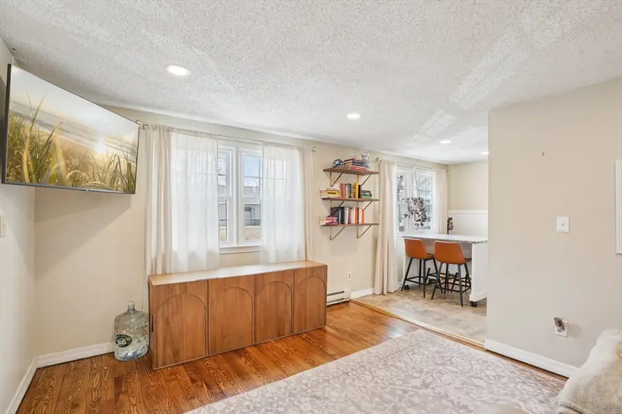 16 Middlesex St #5, North Chelmsford, MA 01863 - #3