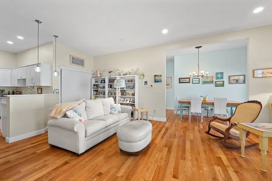 53 Tea Party Circle #53, Holden, MA 01520 - #3