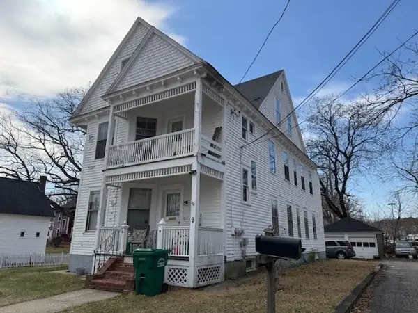 9 Willow Street, Northbridge, MA 01588