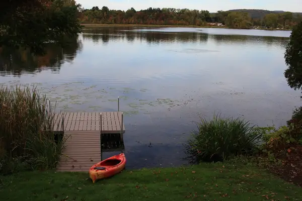 115 Lake Shore Drive, Cheshire, MA 01225