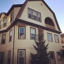 9 Euclid Ave, Worcester, MA 01610