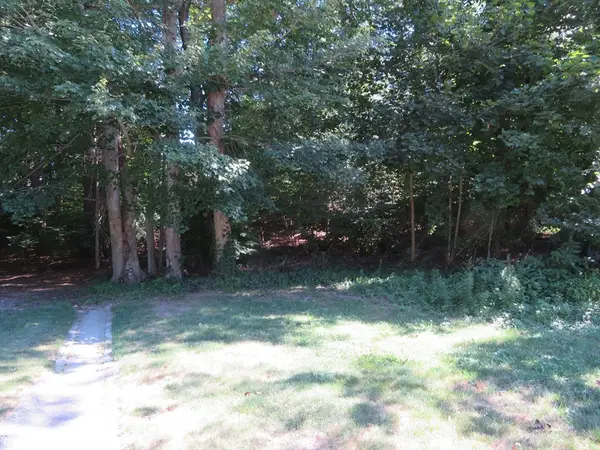 55 Sturdy St, Norton, MA 02766