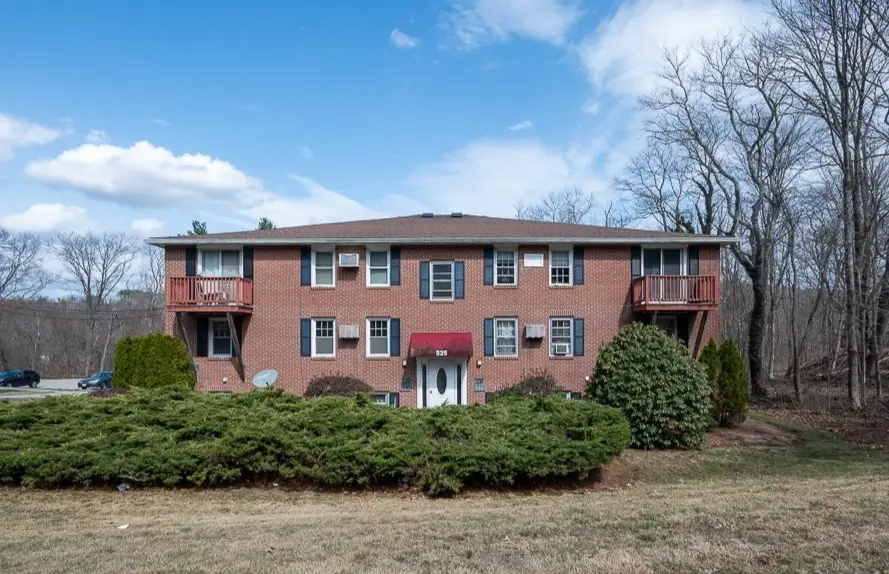 325 Ashland Ave #12, Southbridge, MA 01550 - #1