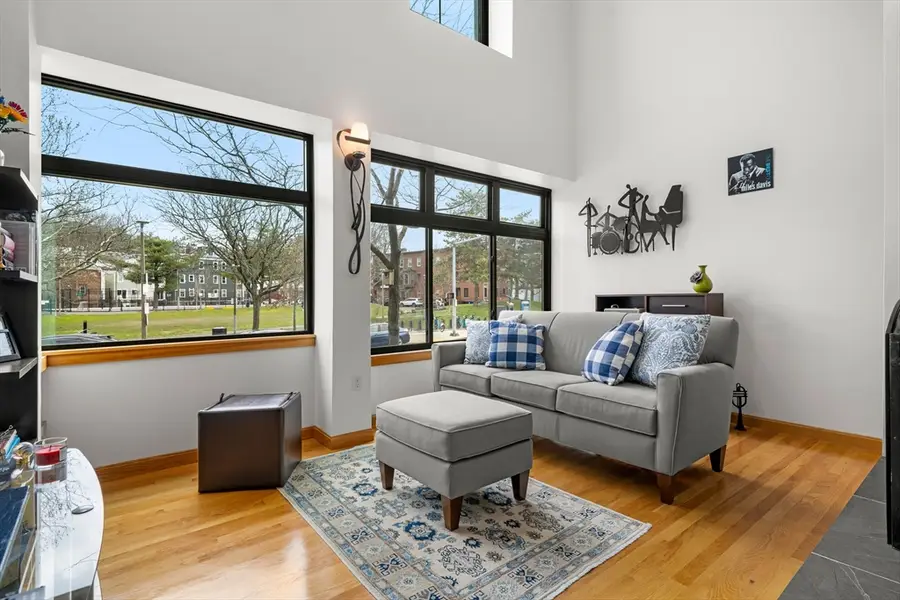 356-358 Main St #11, Boston, MA 02129 - #2