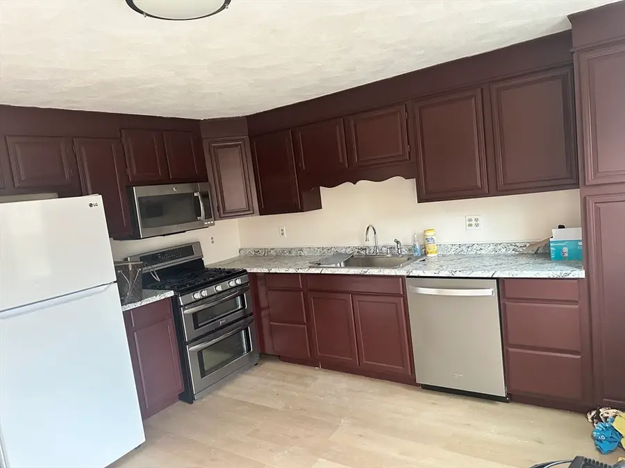 16-18 Tobin Ave #18, North Chelmsford, MA 01863 - #2