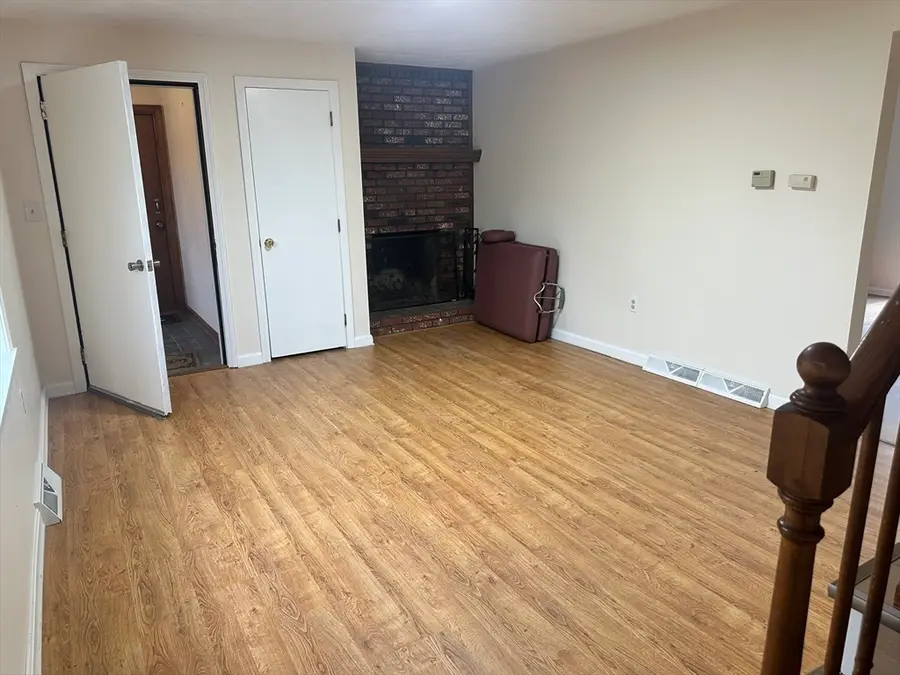 16-18 Tobin Ave #18, North Chelmsford, MA 01863 - #3