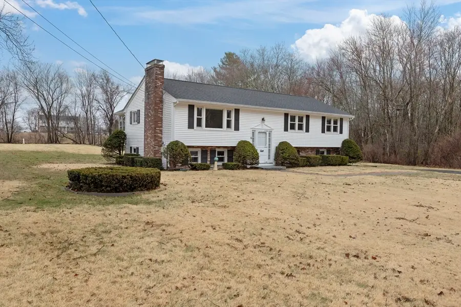 6 Myrtle St, Mendon, MA 01756 - #2