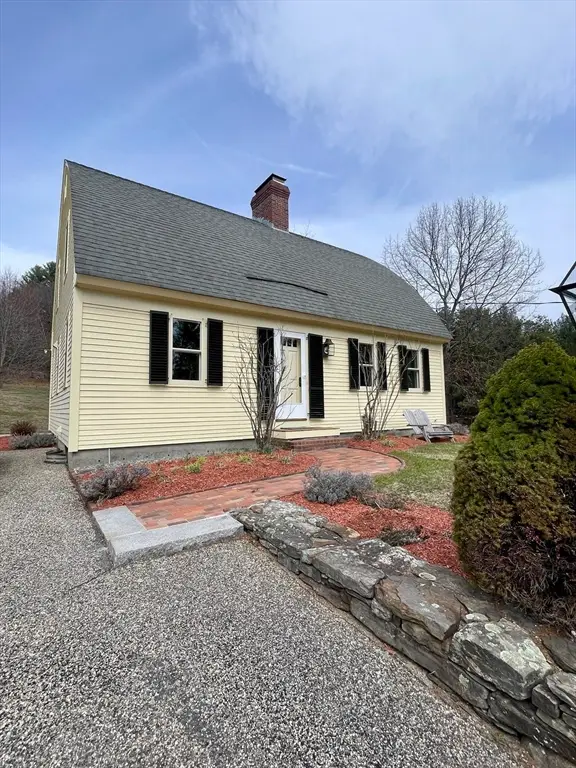 699 Martins Pond Rd, Groton, MA 01450 - #3