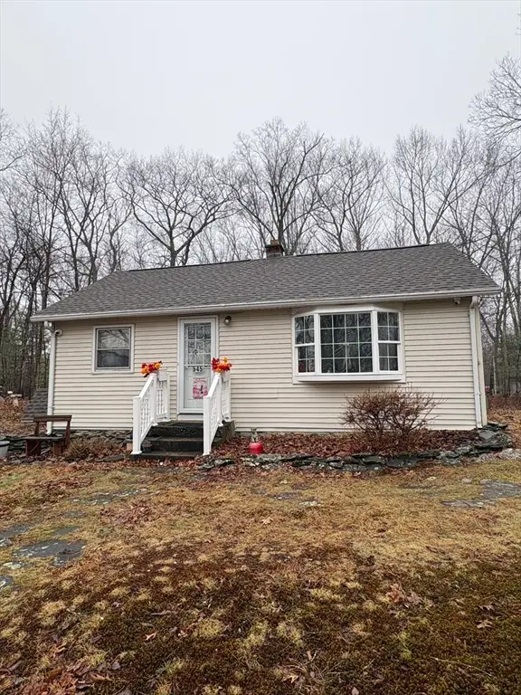 545 Glendale Rd, Hampden, MA 01036