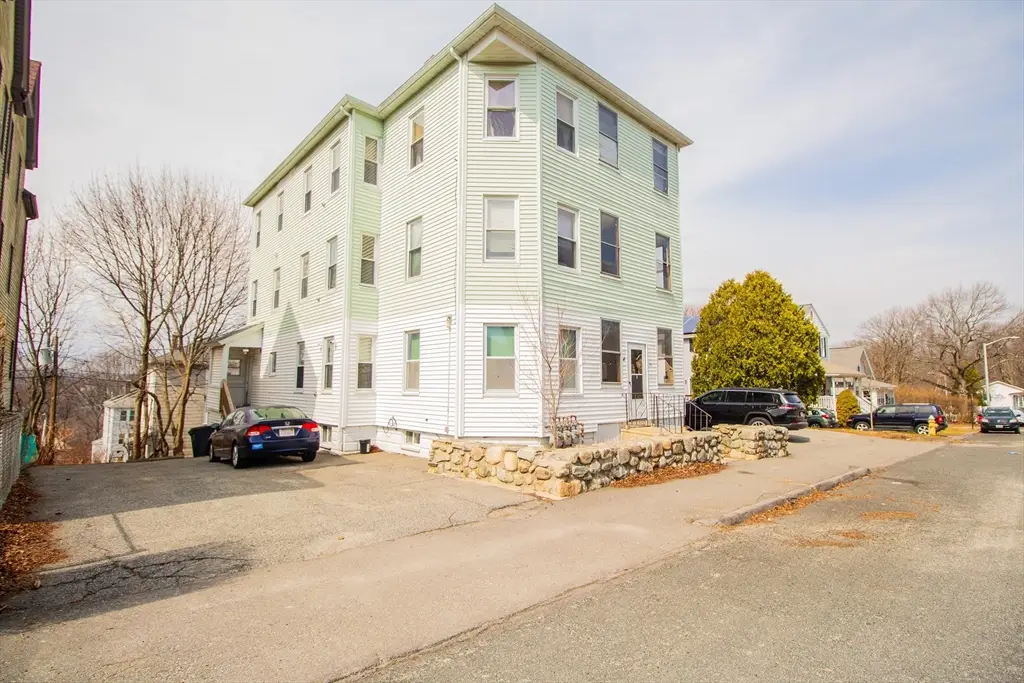 91 Stanton St, Worcester, MA 01605 - #1
