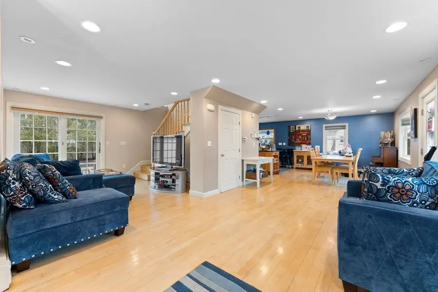 11 Lawson Ave, Revere, MA 02151 - #3