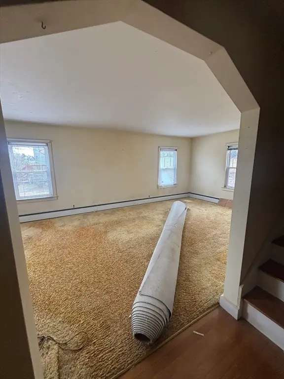 25 Shannon St, Worcester, MA 01604 - #3