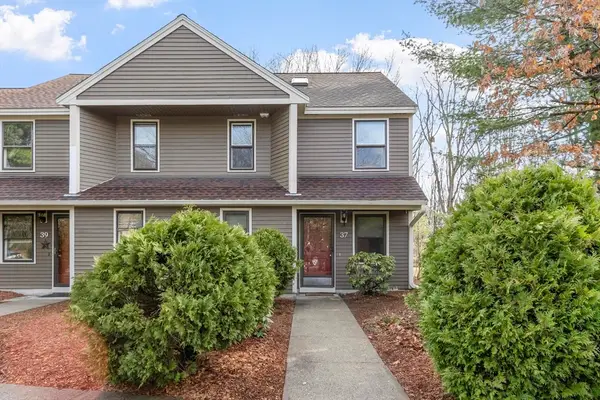 37 Drake Rd #37, Fitchburg, MA 01420