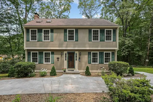 32 Sibley Rd, Sutton, MA 01590